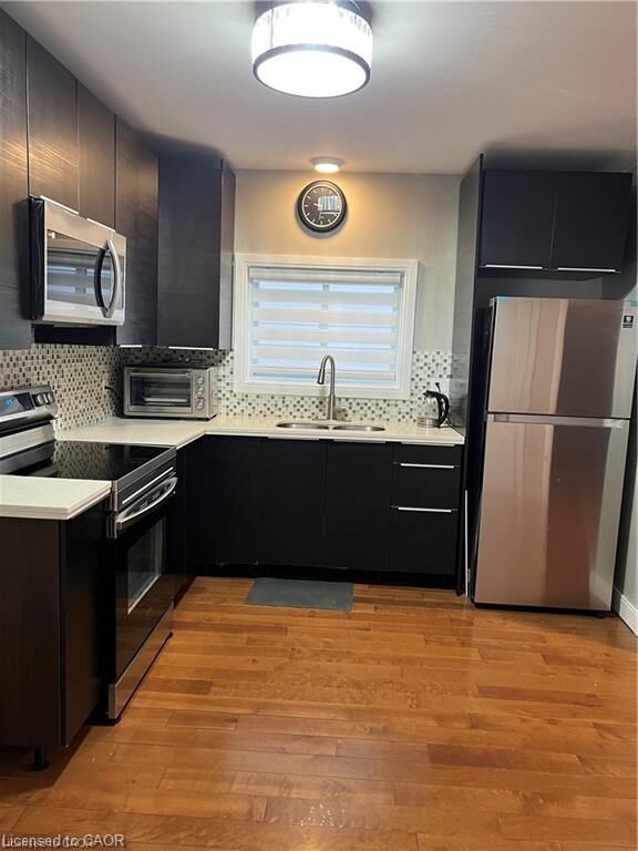 Property Photo:  179 Vine Street S  ON L2R 3Y7 