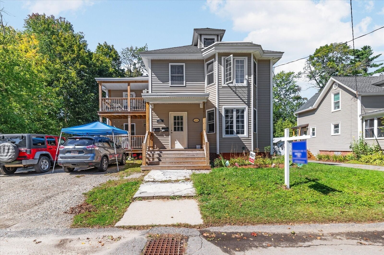 Property Photo: 20 Mechanic St MA 01475