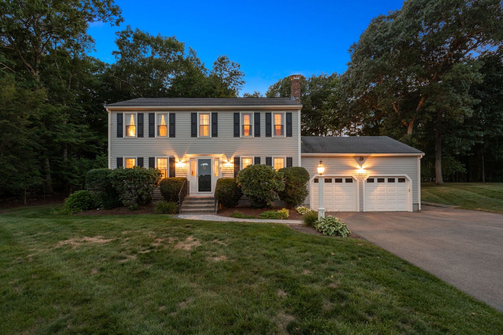 Property Photo:  3 Crockett Cir  MA 01747 