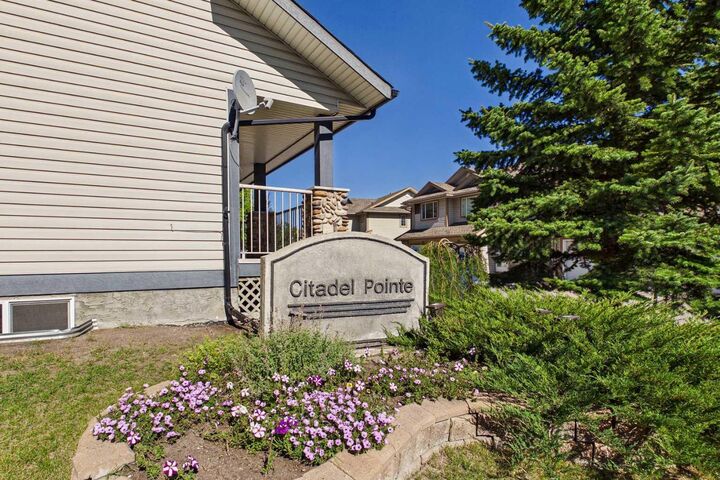 Property Photo: 9 Citadel Point NW AB T3G 5L2
