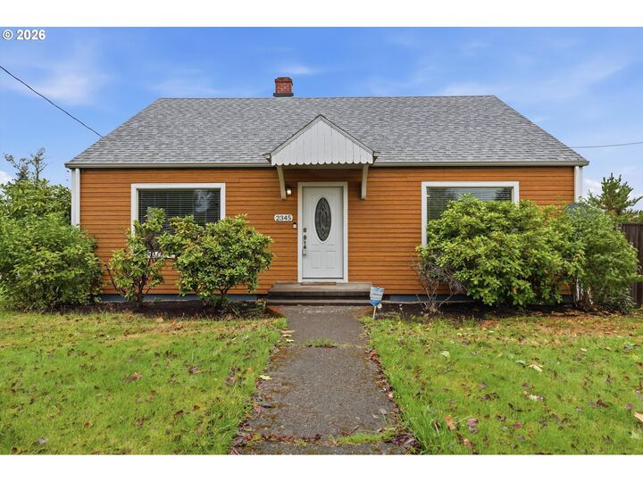 Property Photo:  2345 NE Division St  OR 97030 