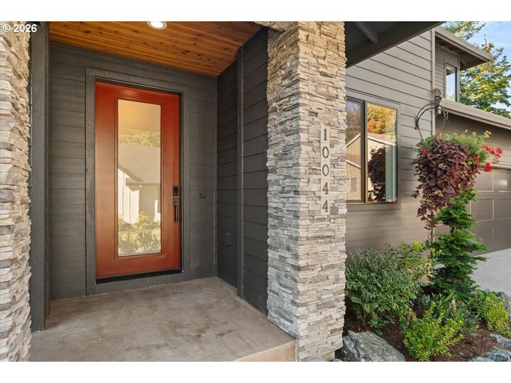 Property Photo:  10044 SW 72nd Ave  OR 97223 