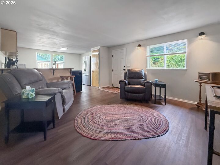 Property Photo: 97936 Klamath Ave OR 97415