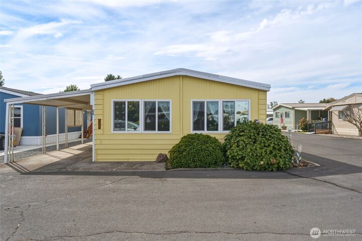 Property Photo:  1304  Tollgate Lane  WA 99362 