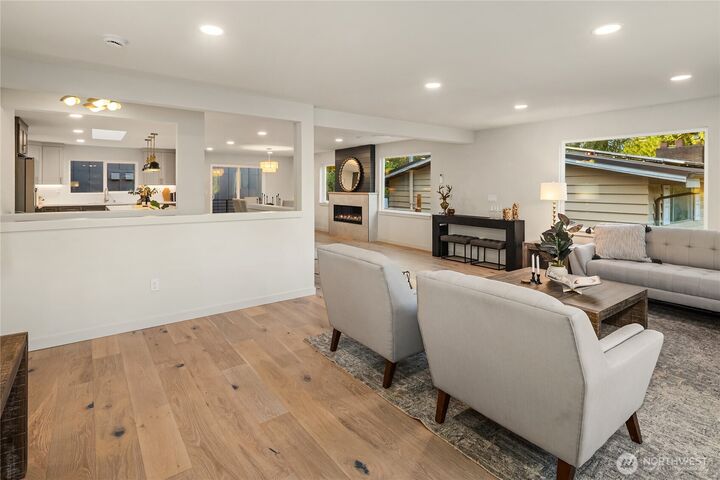 Property Photo:  10045  38th Avenue NE  WA 98125 