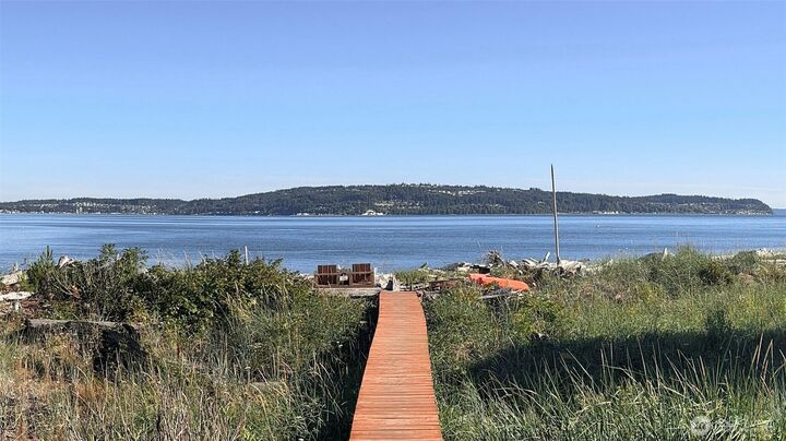 Property Photo:  1818  Lola Beach Lane  WA 98277 