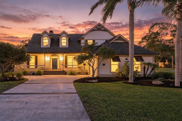 Property Photo:  500 Turnberry Ln  FL 32080 
