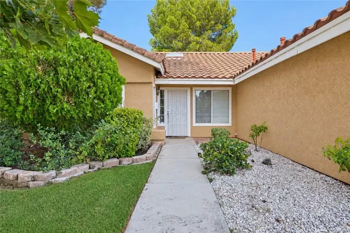 Property Photo:  37731 Wisteria Trail  CA 93552 