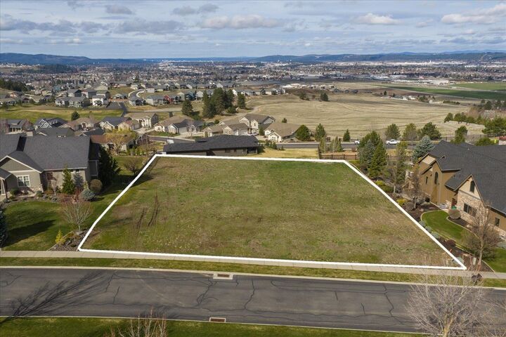Property Photo: 75 S Legend Tree Dr WA 99019