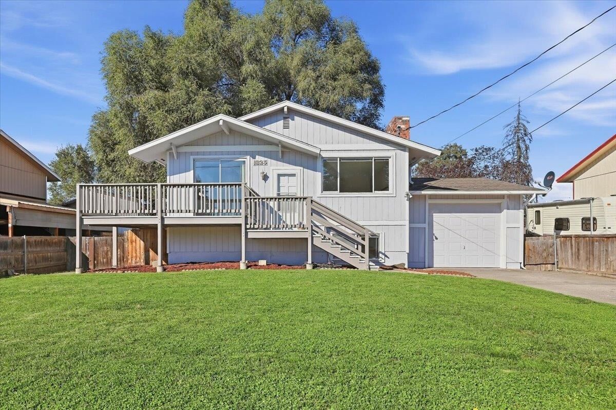 Property Photo: 1825 N Balfour Rd WA 99206