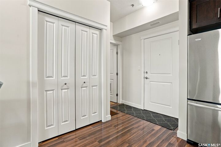 Property Photo:  110 Hampton Circle # 309  SK S7R 0C5 