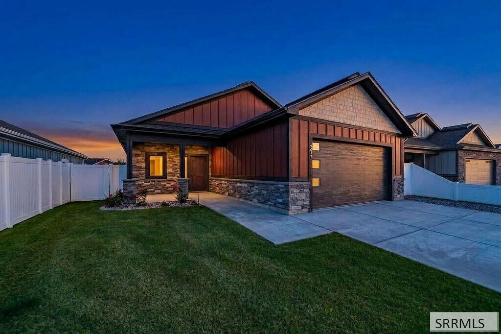 Property Photo: 381 S Glade Loop ID 83404