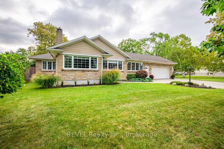 Property Photo:  340 Thornwood Avenue  ON L0S 1N0 
