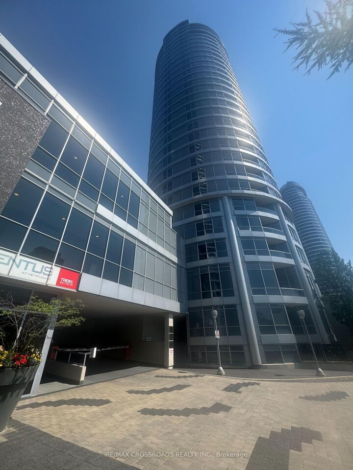 Property Photo:  151 Village Green Square 506  ON M1S 0K5 