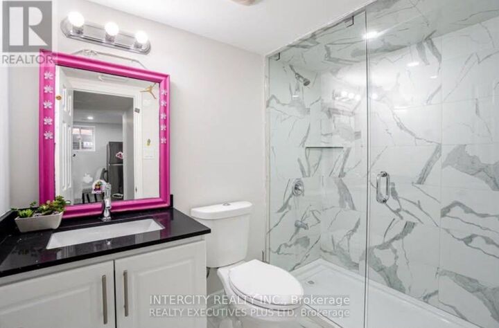 Property Photo:  36 Minna Trail  ON L7A 4T1 