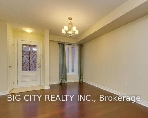 Property Photo:  20 Mendelssohn Street 9  ON M1L 0G6 