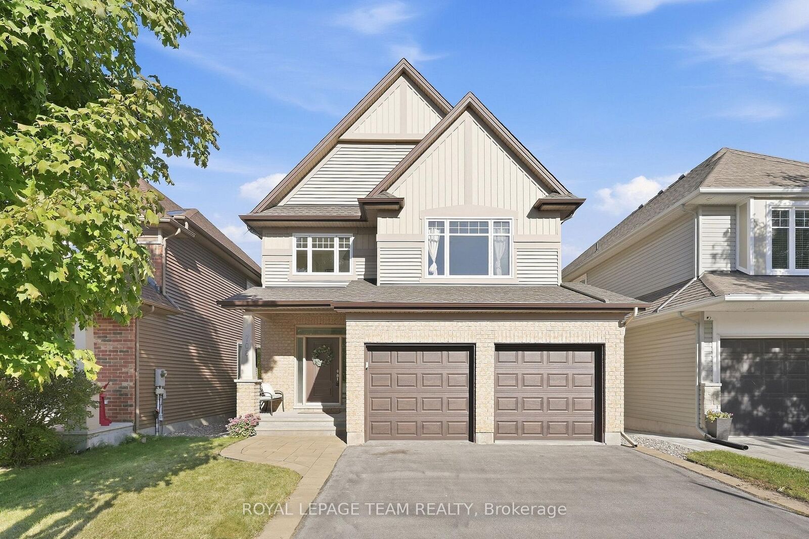 Property Photo: 708 Eagle Crest Heights ON K2S 0T1
