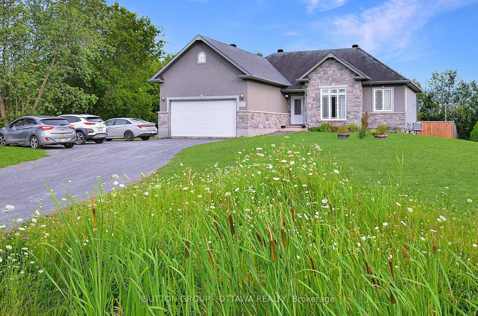 Property Photo:  588 Russell Road  ON K0A 2A0 