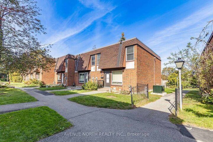 Property Photo:  2270 Cotters Crescent 239  ON K1V 8Y6 