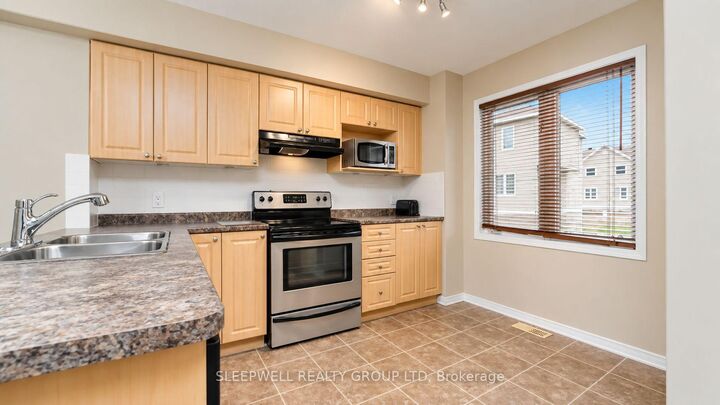 Property Photo:  231 Kennevale Drive  ON K2J 0C3 