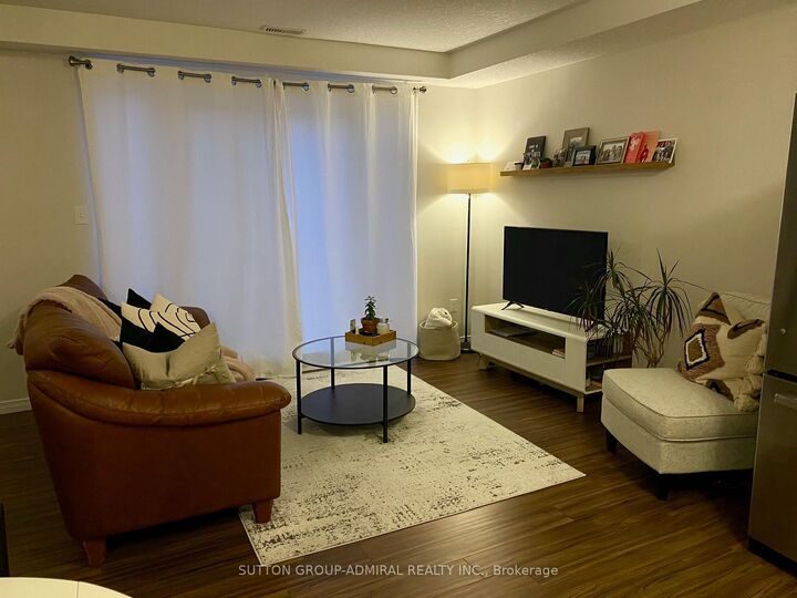 Property Photo:  25 Sienna Street B  ON N2R 1P7 