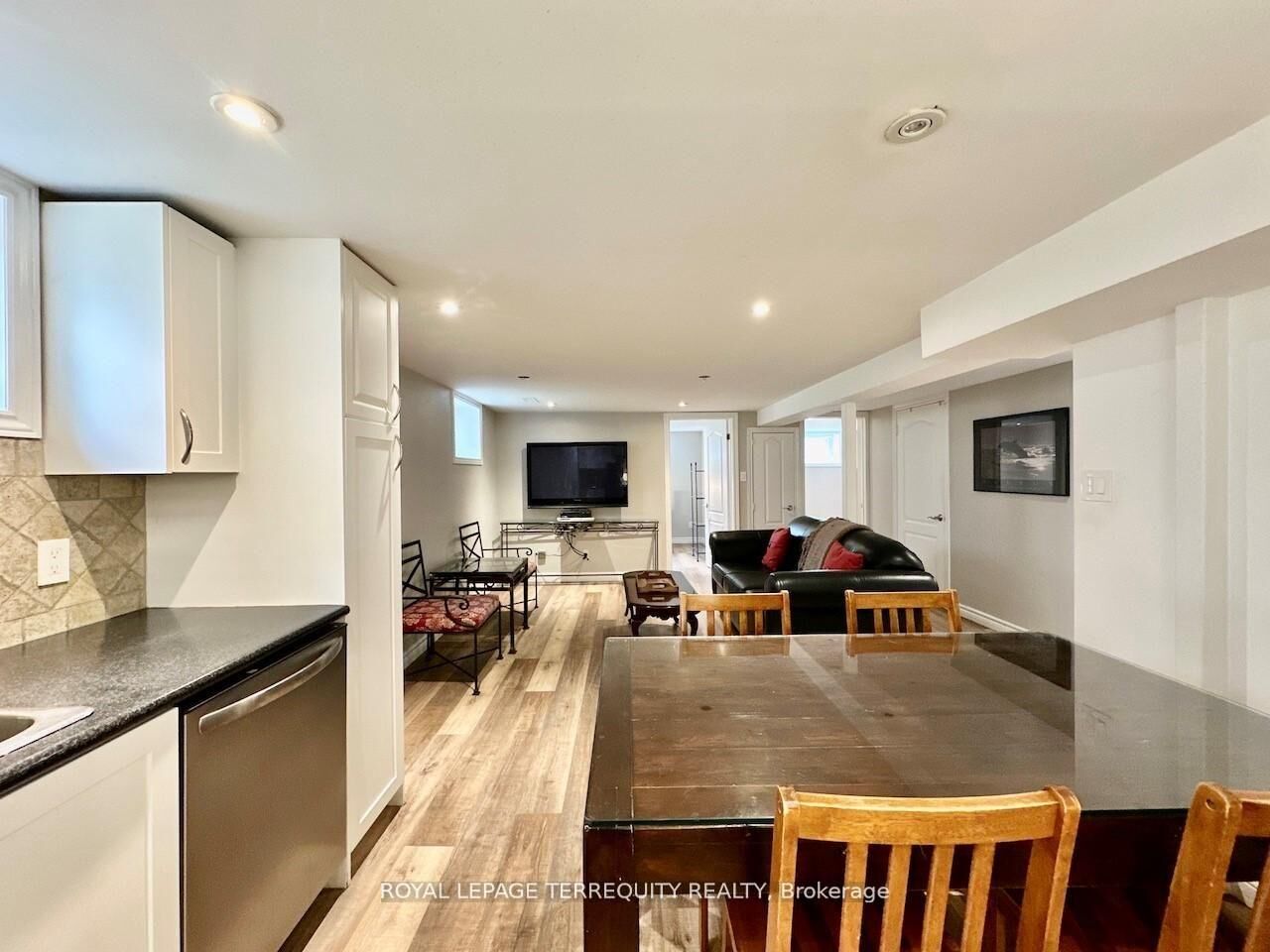 Property Photo:  113 Scarboro Avenue Basement  ON M1C 1M5 