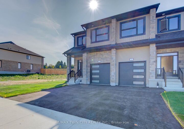 Property Photo:  161 Dunnigan Drive  ON N2B 0B1 