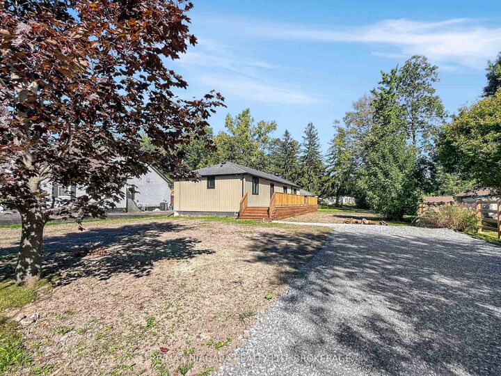 Property Photo:  3042 Bethune Avenue  ON L0S 1N0 
