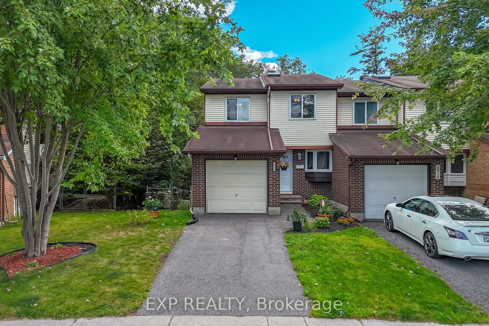 Photo de la propriété:  6816 Bilberry Drive 93  ON K1C 3R4 