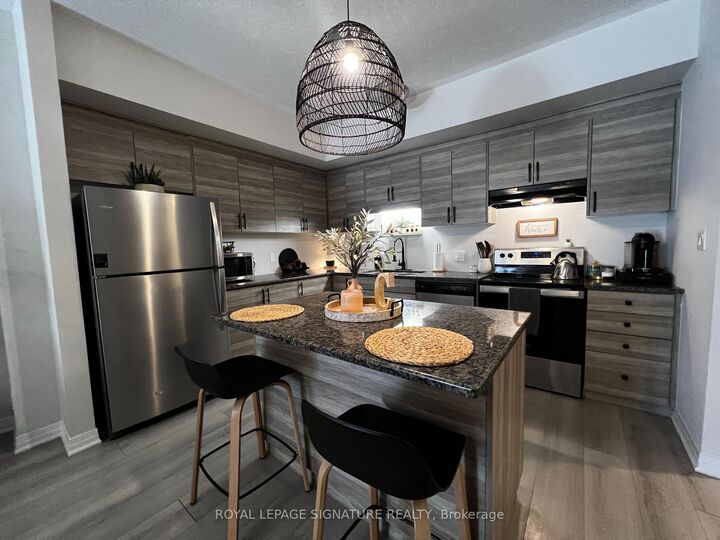 Property Photo:  25 Isherwood Avenue 89  ON N1R 1B6 