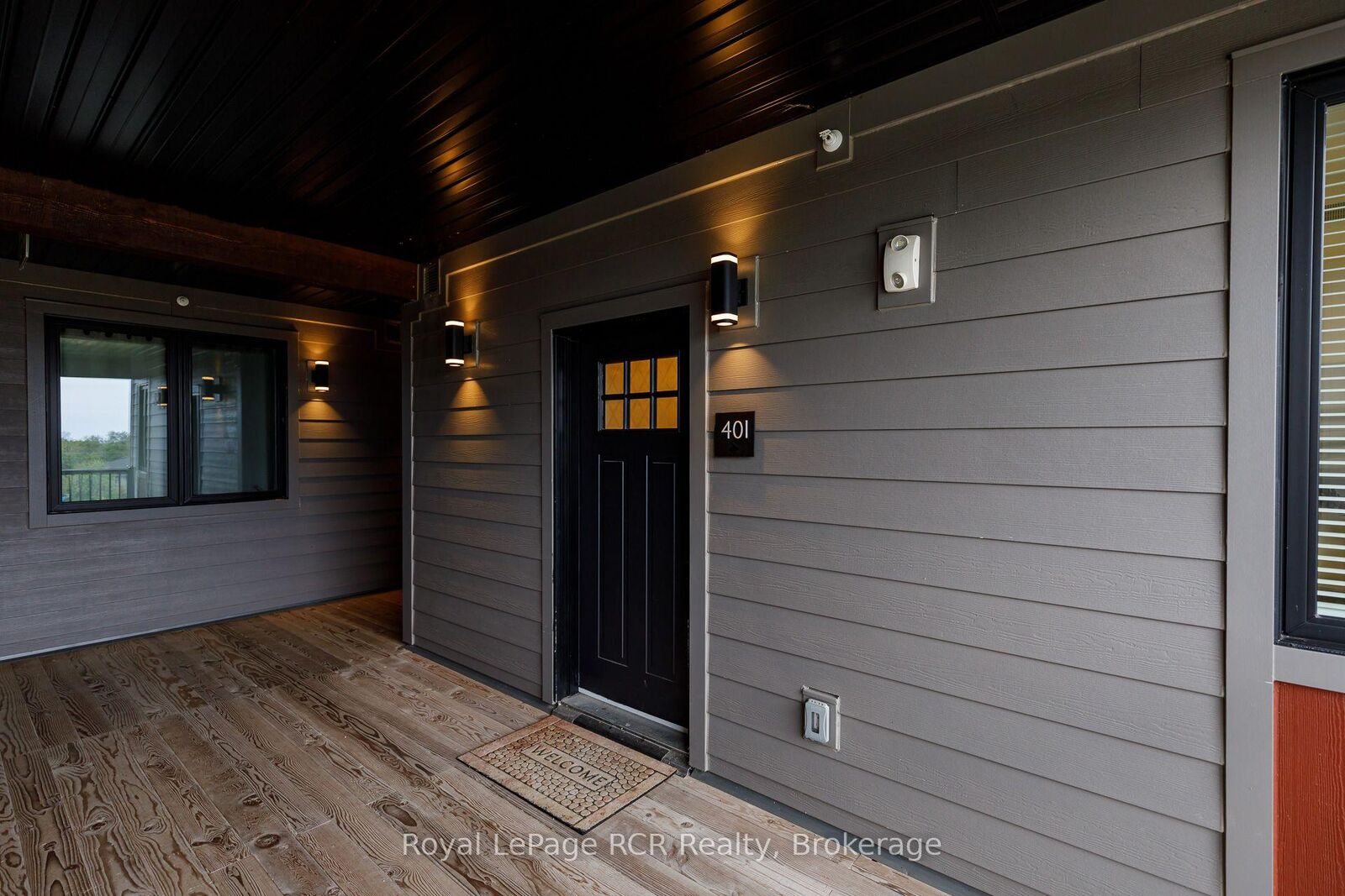 Property Photo:  20 Beckwith Lane 401  ON L9Y 3B6 