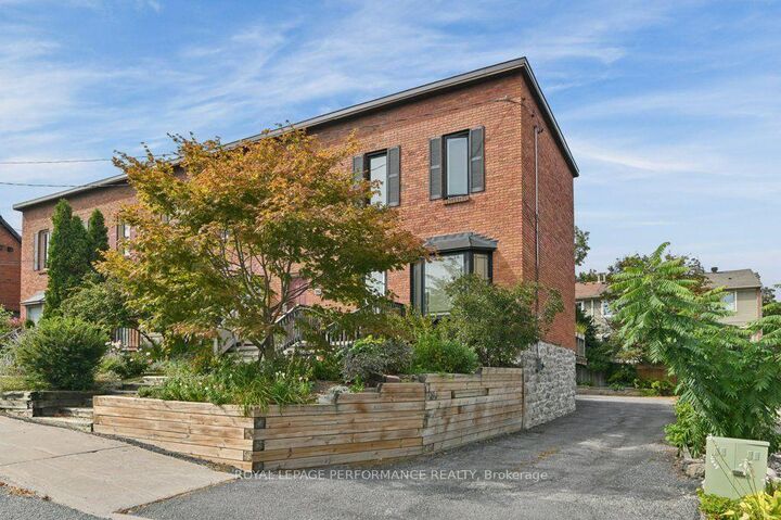 Property Photo:  117 Havelock Street  ON K1S 0A5 