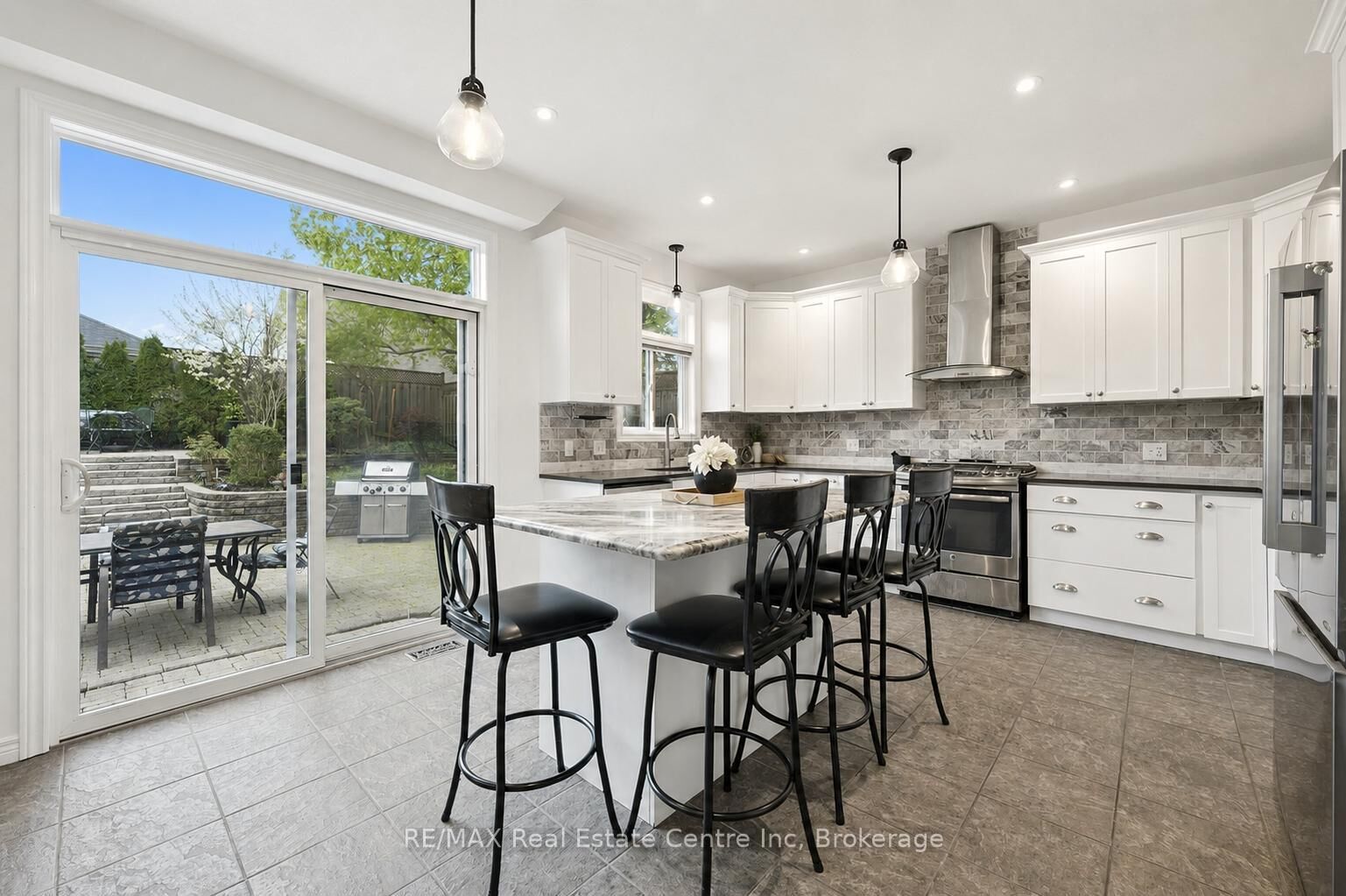 Photo de la propriété: 7 Hardy Street ON N1E 5G4