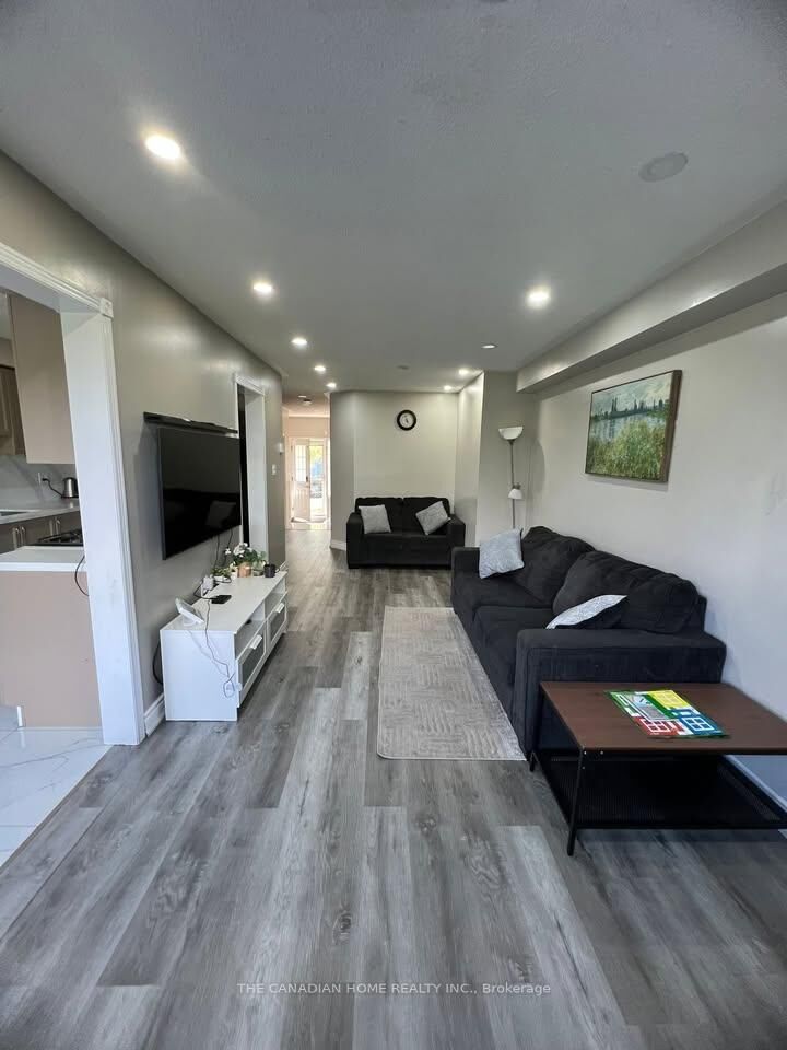 Property Photo:  50 Monaco Court W  ON L7A 1X4 