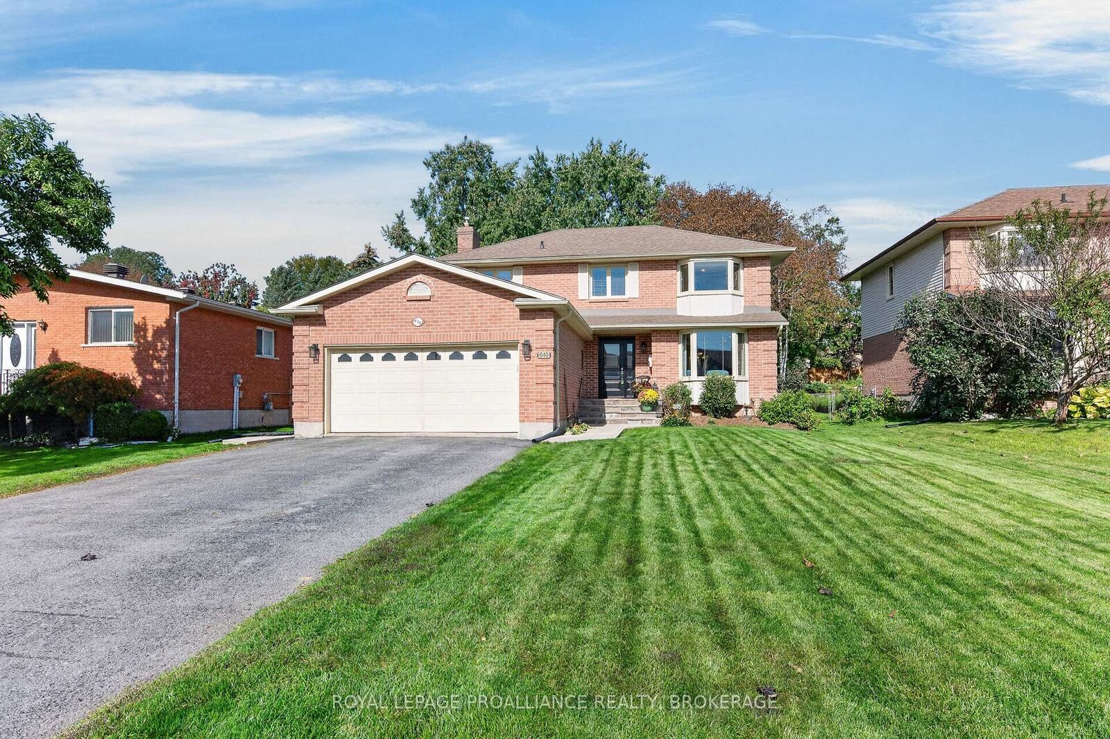 Photo de la propriété: 640 Braeside Crescent ON K7P 1G8
