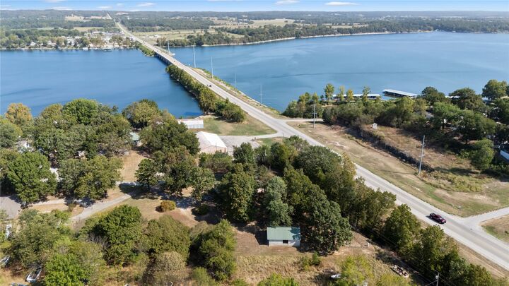 Property Photo:  65451 E 256 Road  OK 74344 