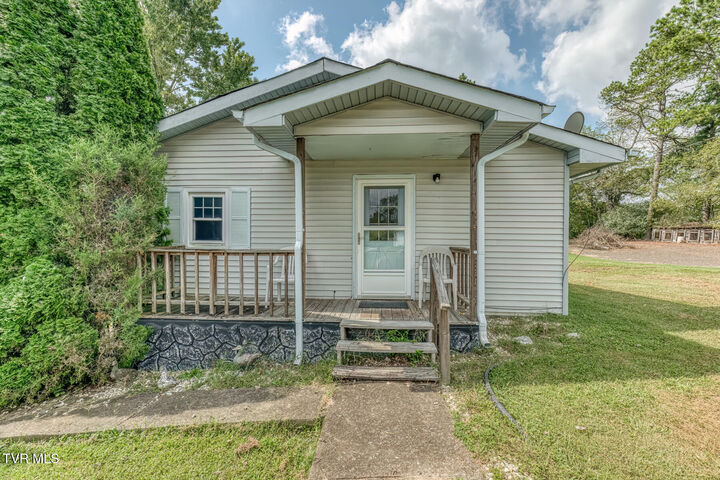 Property Photo:  282 Cave Hill Road  TN 37617 