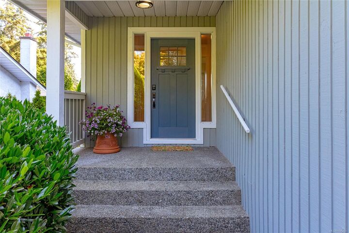 Property Photo:  779 Menawood Pl  BC V8Y 2Z7 