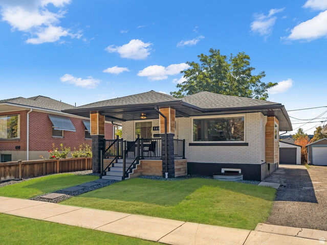 Property Photo:  548 E Hollywood Ave  UT 84105 