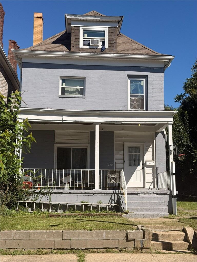 Property Photo:  7213 Race St  PA 15208 