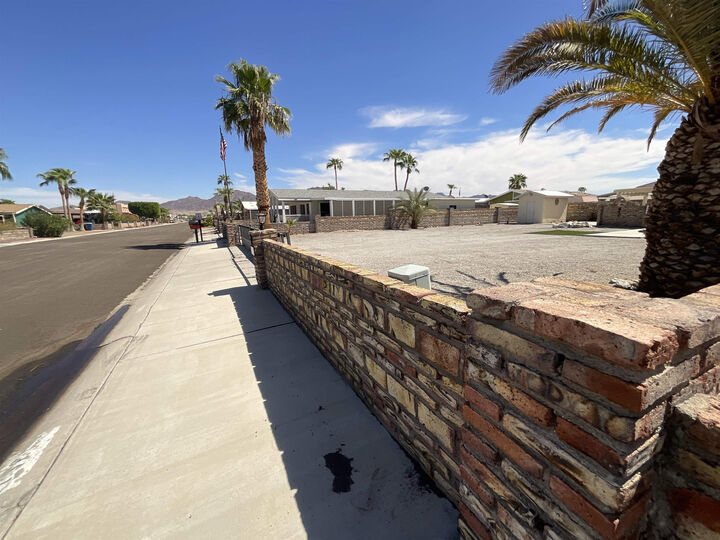 Property Photo:  13817 E 49 Lane  AZ 85367 
