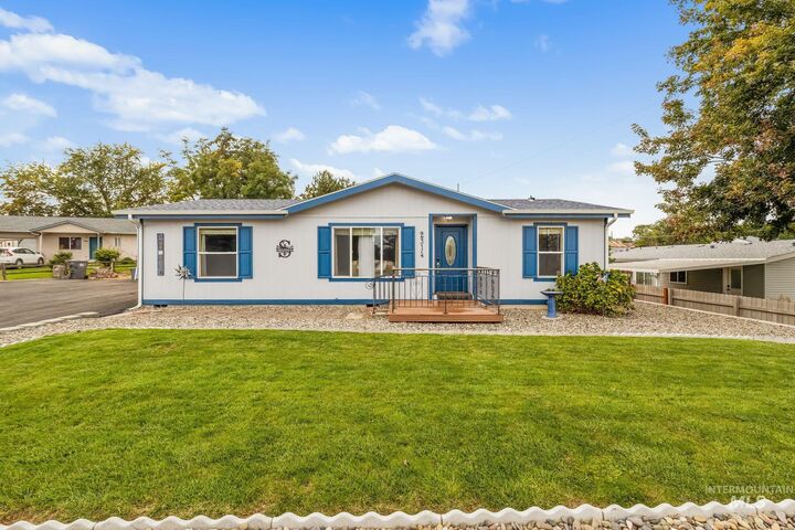 Property Photo:  2314 Lynnlisa Court  WA 99403 