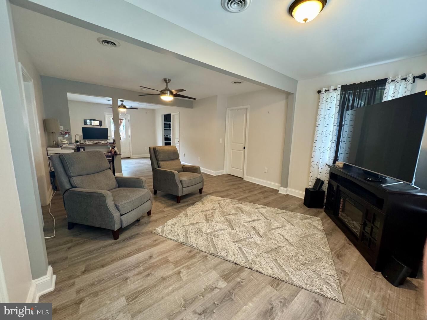 Property Photo:  1252 Generals Highway  MD 21032 