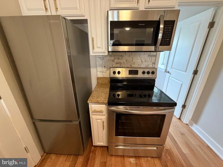 Property Photo:  1001 N Marshall Street 2  PA 19123 