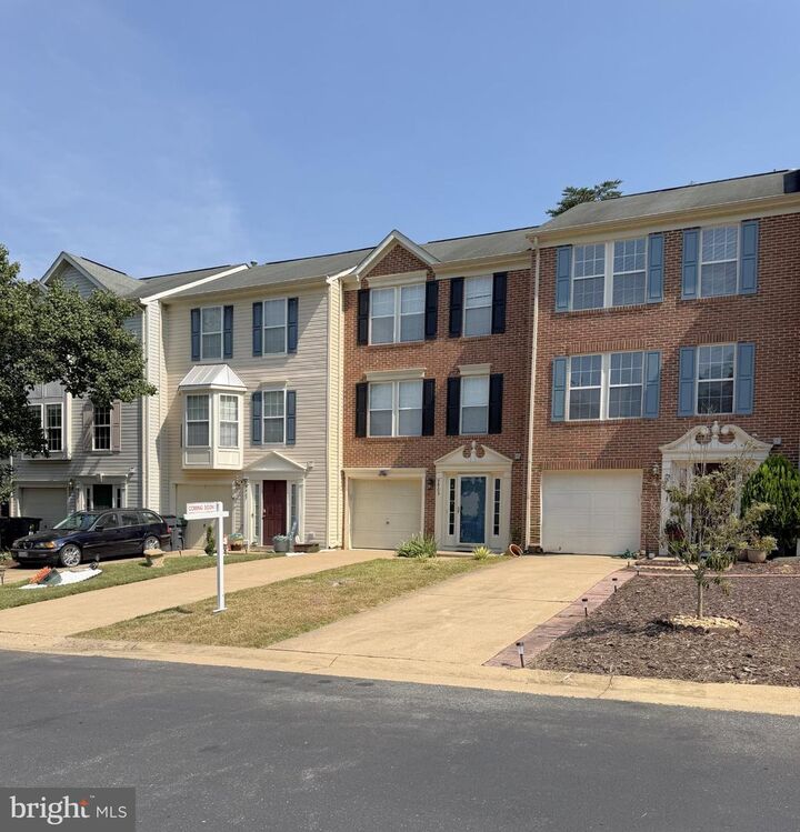 Property Photo:  9905 Grass Market Court  VA 22408 