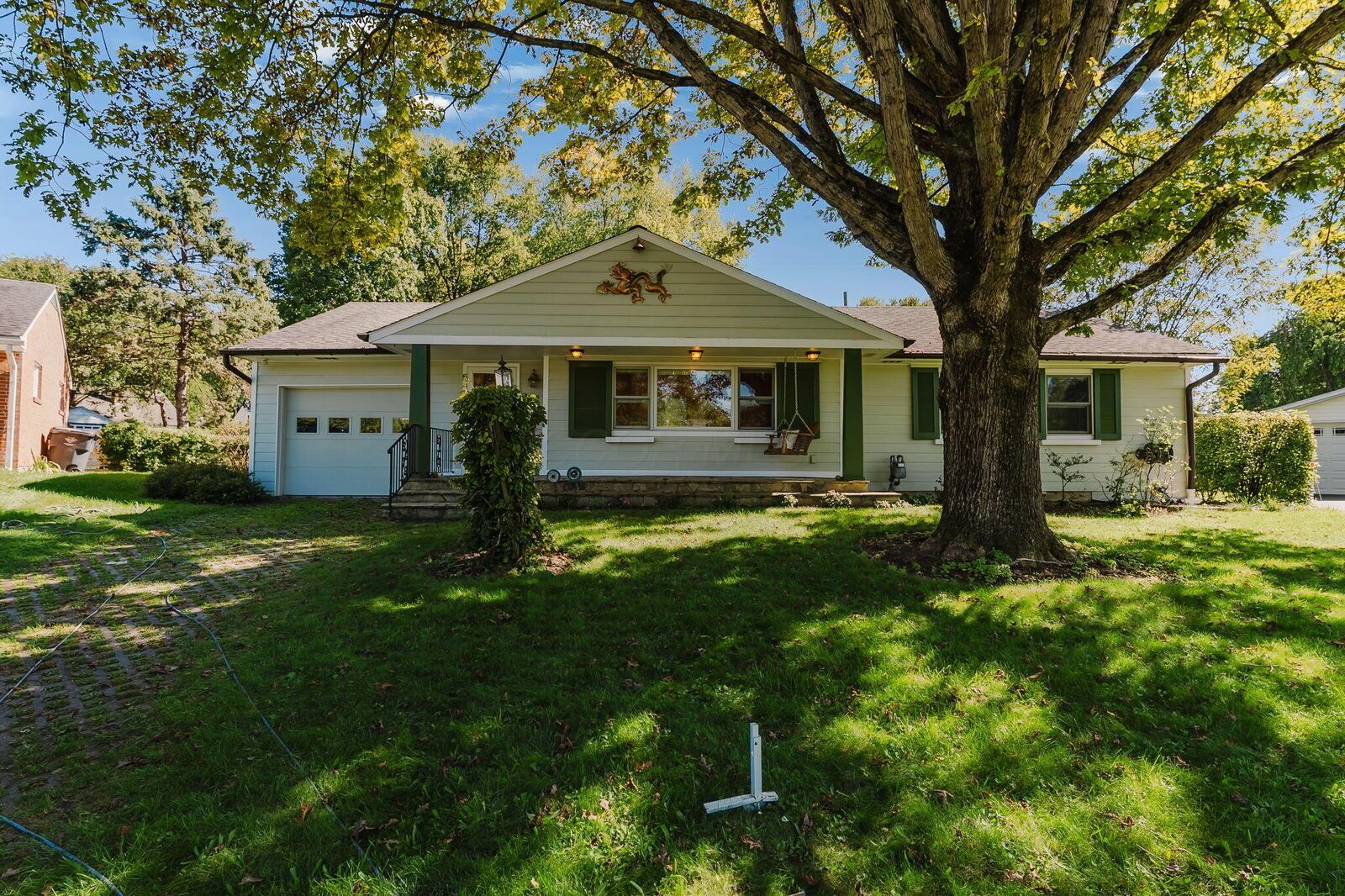 Property Photo: 439 Granville Square OH 43085