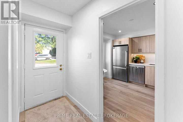 Property Photo:  35 Waterman Avenue 29  ON N6C 5T3 