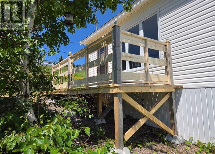 Property Photo:  1 Hillside Avenue  NL A0K 4H0 
