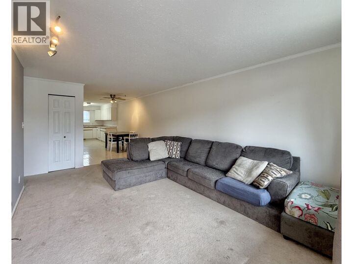 Property Photo:  1164 Second Avenue 2  BC V2G 1X8 