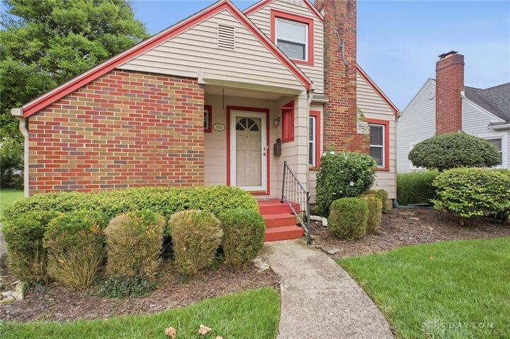 Property Photo: 1034 Croyden Drive OH 45420